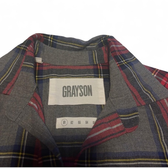 Grayson Women's XS Sz 1 The Hero Flannel Plaid Button Shirt Gray Red - Picture 3 of 5
